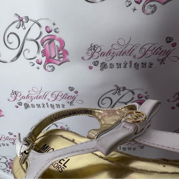 Michael Kors sandals gold charm MK logo white buckle ankle detail slip on shoes - Picture 6 of 9